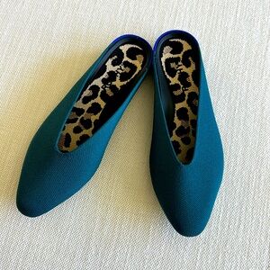 NWOT: Rothy’s ‘The Almond Demi’- Deep Emerald, slide on washable mule (7)